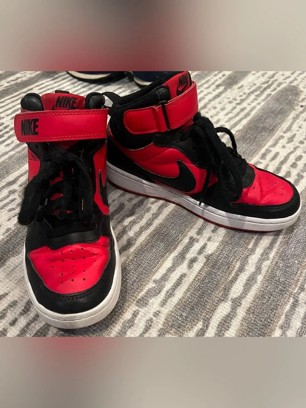 Nike Kids High-Top Sneakers in Red and Black